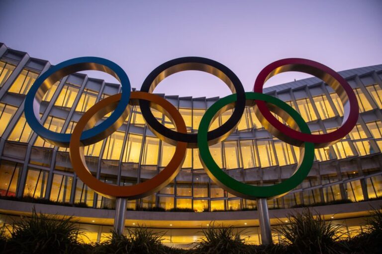 ذكرى تأسيس اللجنة الأولمبية الدولية – بداية بهدف بسيط حتى أصبحت قبلة كل الرياضيين
