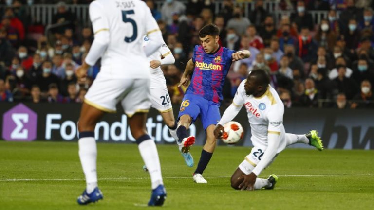 برشلونة يواجه نابولى تعرف على تشكيل الفريقين فى الدورى الأوروبى
