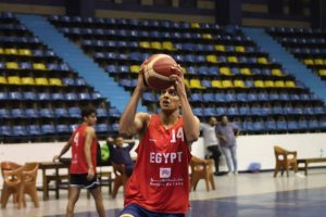 مصر تكتسح أنجولا في افتتاح كأس إفريقيا لكرة السلة للشباب 