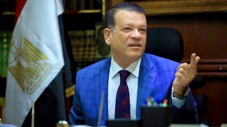 محمد عثمان محامي الخطيب يتقدم ببلاغ جديد ضد مرتضى منصور.. نشر أخبار كاذبة