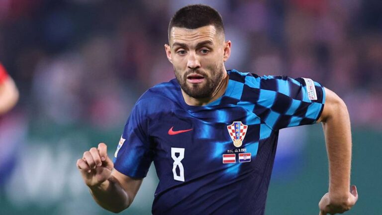 تشيلسي يدخل معركة الحفاظ على الكرواتي من أيدي مانشستر سيتي